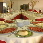 Garden Club 4*